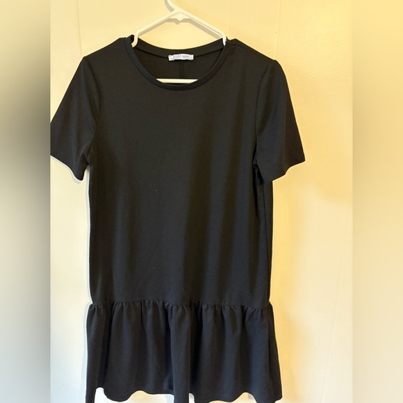 Zara Dresses & Skirts - Zara Classic Black Dress